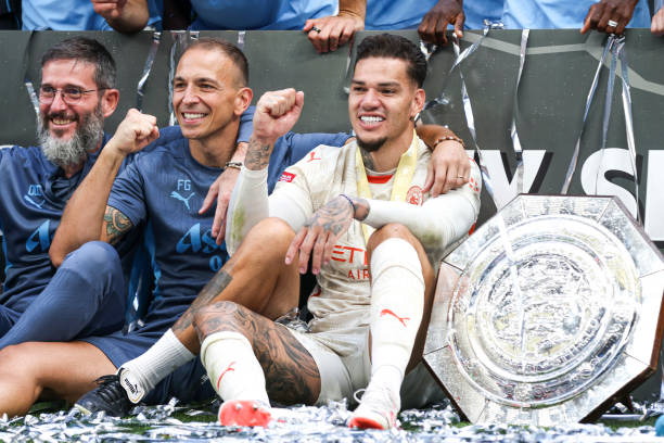 重磅引援揭 重磅引援揭