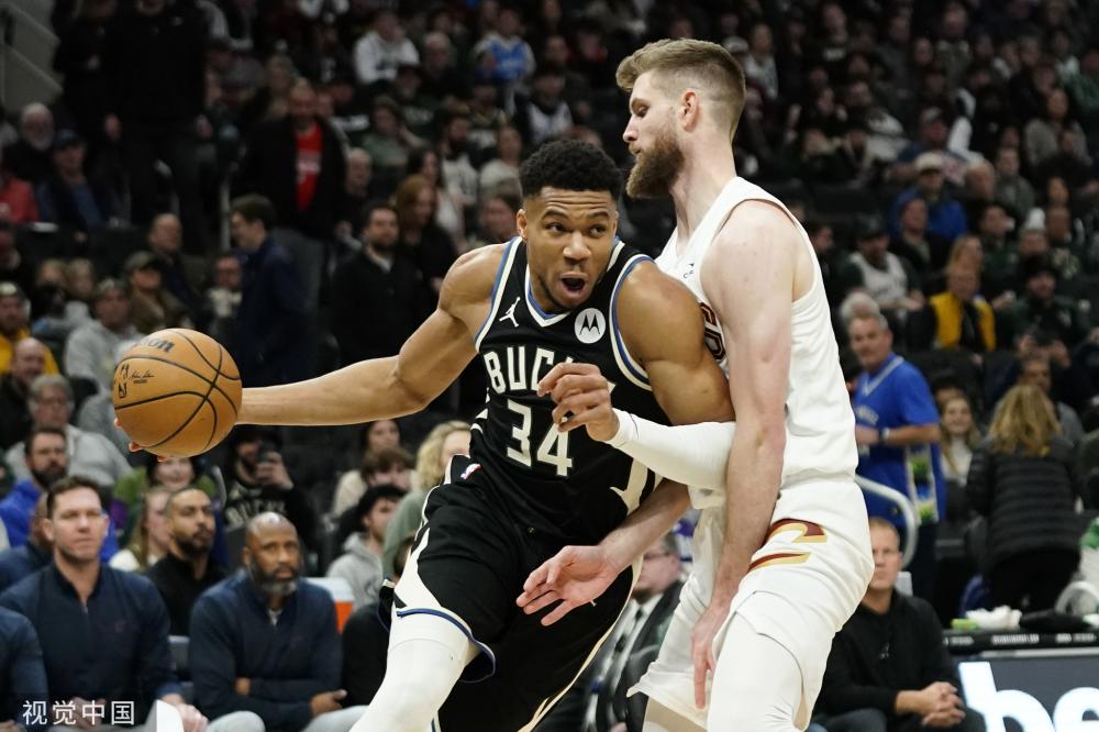 乔坚持陪他 乔坚持陪他