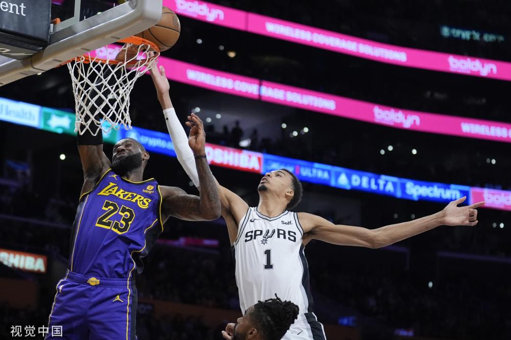 伴关系的深 伴关系的深